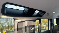 Land Rover Defender 2.0 D200 110 5dr Auto Diesel Estate